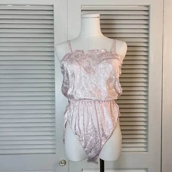 Natori Pink Satin Lace Bodysuit Small Vintage Style Lingerie Teddy Sleepwear - Picture 1 of 7